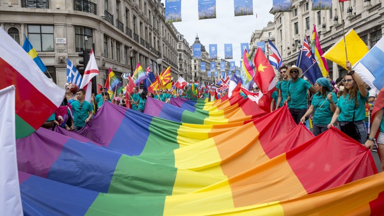 伦敦同志大游行回归 | Pride in London 2022 | 7月2日盛大开启！