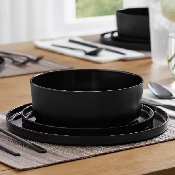 Trenblay Melamine Dinnerware Set in Charcoal Black (Service For 4)