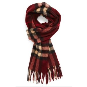 Burberry Heritage Check Cashmere Scarf On Sale @ Nordstrom