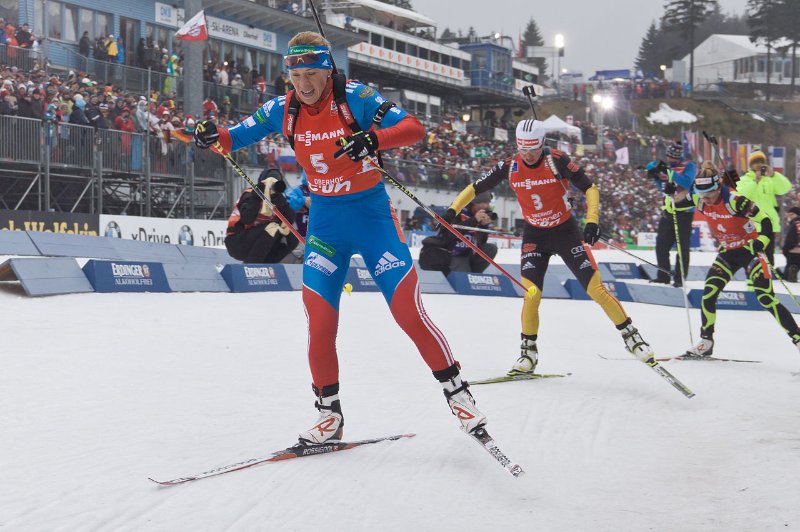 1280px-Biathlon_Oberhof_2013-039