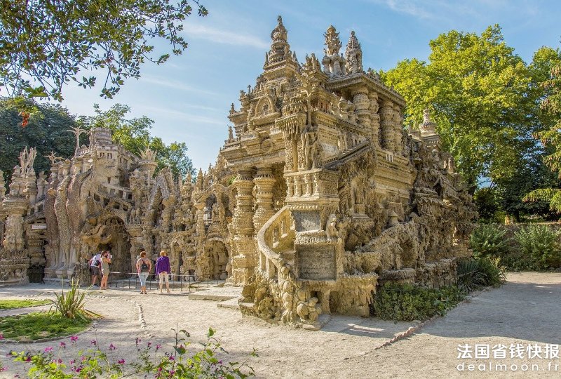 palais-ideal-4073997_1280