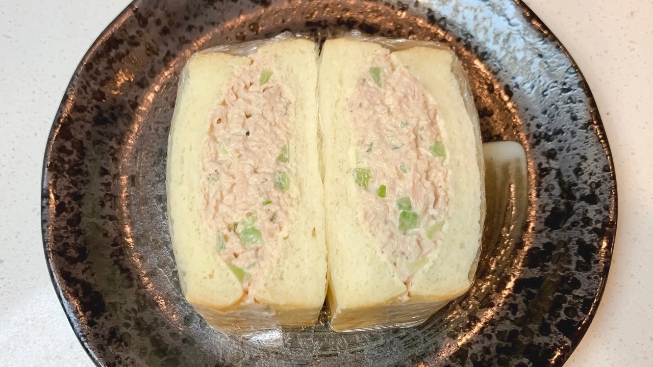 分享 | 吞拿鱼沙拉三明治 的做法