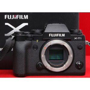 Fujifilm X-T1 Mirrorless Digital Camera (Body Only)