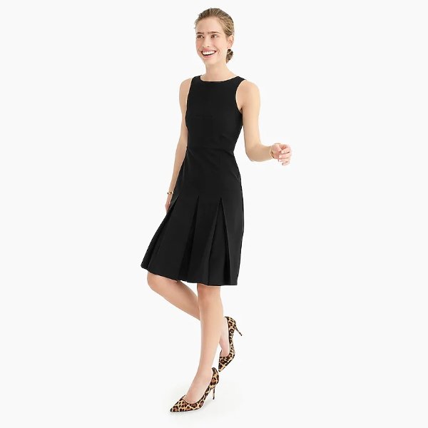 Sleeveless pleated A-line dress in two-way stretch wool