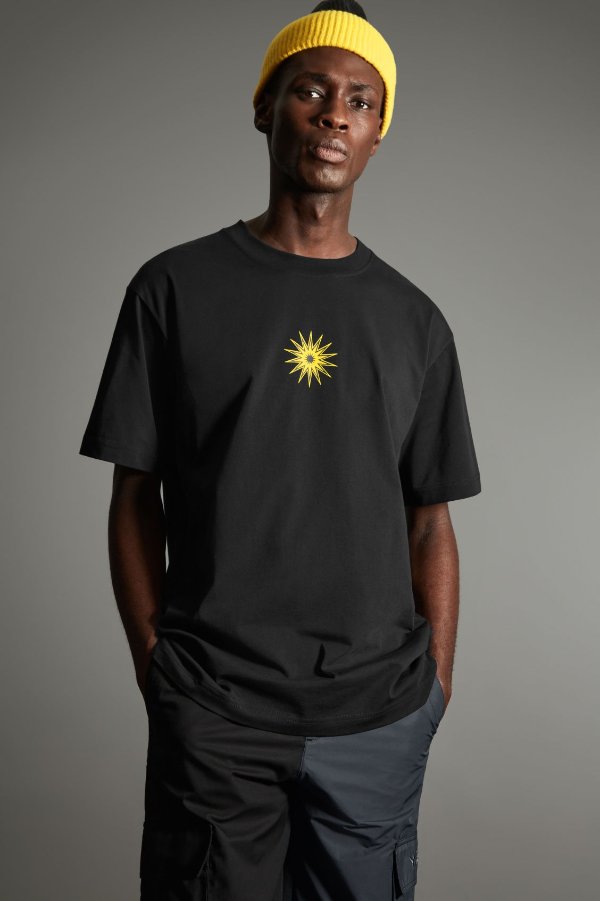 RISING STAR T-SHIRT - BLACK - T-shirts - COS