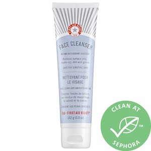 Pure Skin Face Cleanser - First Aid Beauty | Sephora
