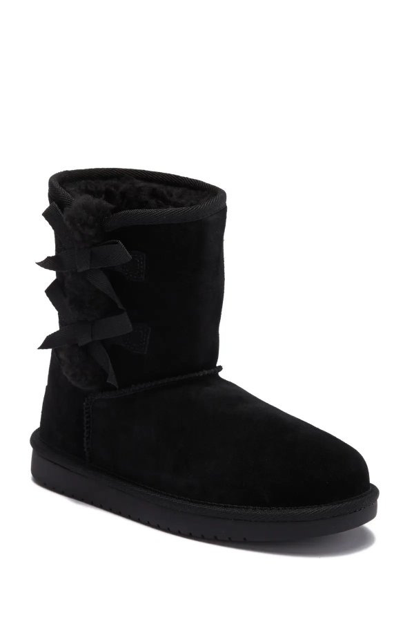 ® Victoria Faux Shearling Lined Short Boot