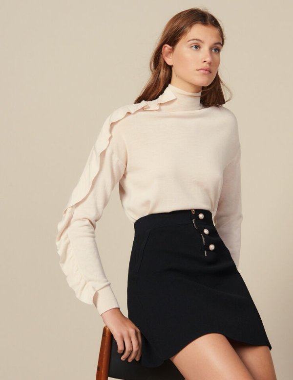 Short A-Line Knit Skirt