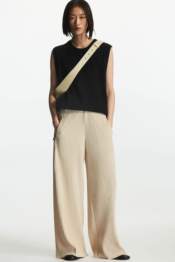 PLEATED ELASTICATED TROUSERS - LIGHT BEIGE - Trousers - COS