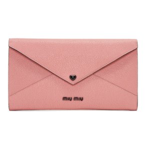 Miu Miu 粉色爱心信封手拿包