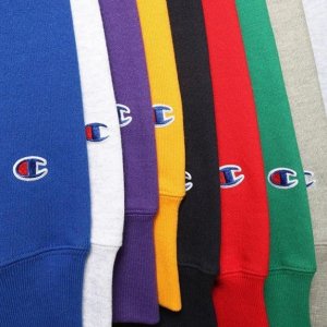 Champion Men's Powerblend Fleece Pullover Sweatshirt @ Amazon.com