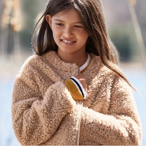 Uniqlo 儿童秋冬保暖外套、风衣、保暖裤、睡衣等服饰优惠