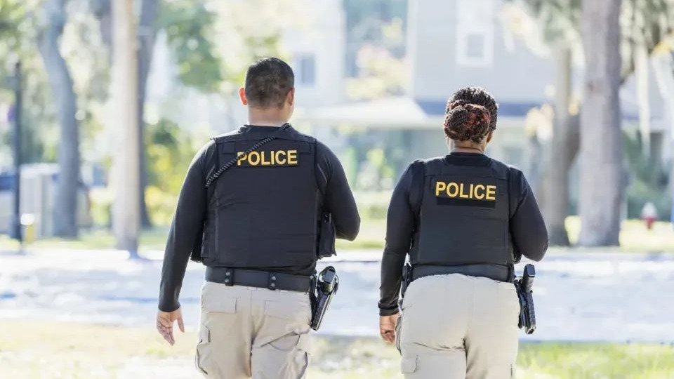 大跌眼镜！旧金山警察入门级工资高达$112398，警察学院却仅存23人