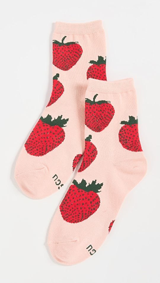 草莓袜子