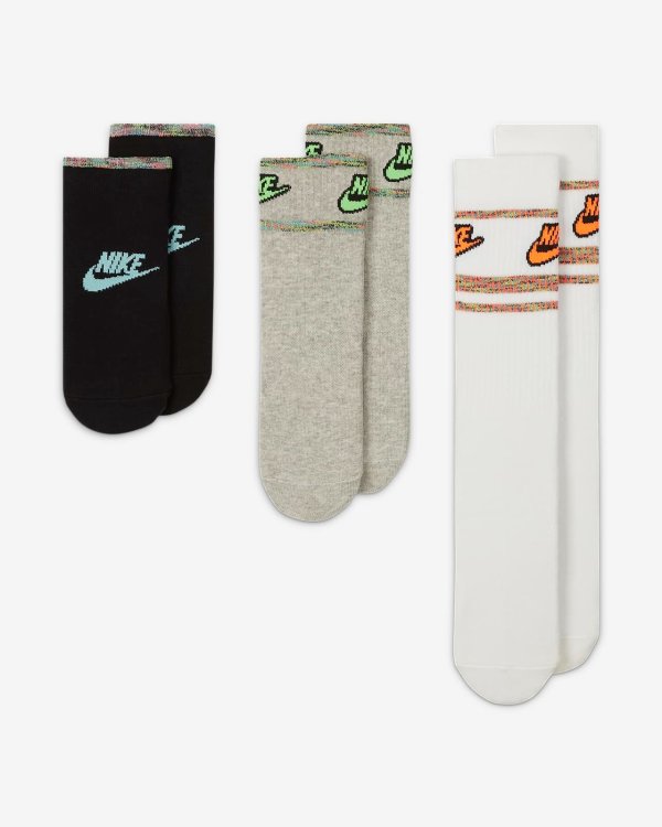 Sportswear Everyday Essential Socks (3 Pairs)..com