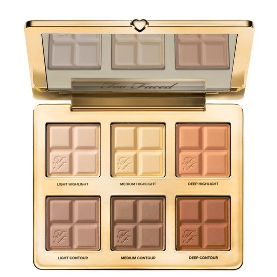 Cocoa-Infused Contouring and Highlighting Palette