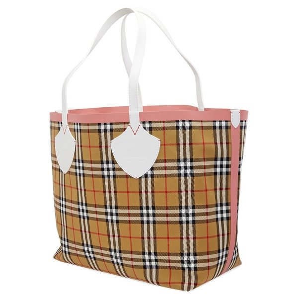 The Giant Reversible Tote in Vintage Check