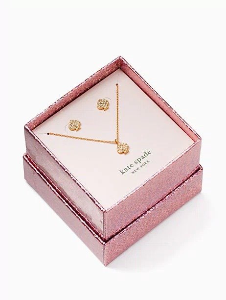 signature spade pave pendant and studs boxed set