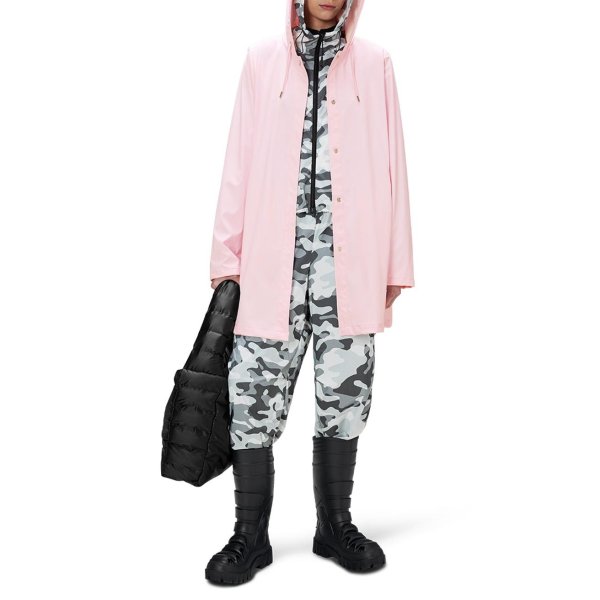 粉色A字版型防水夹克