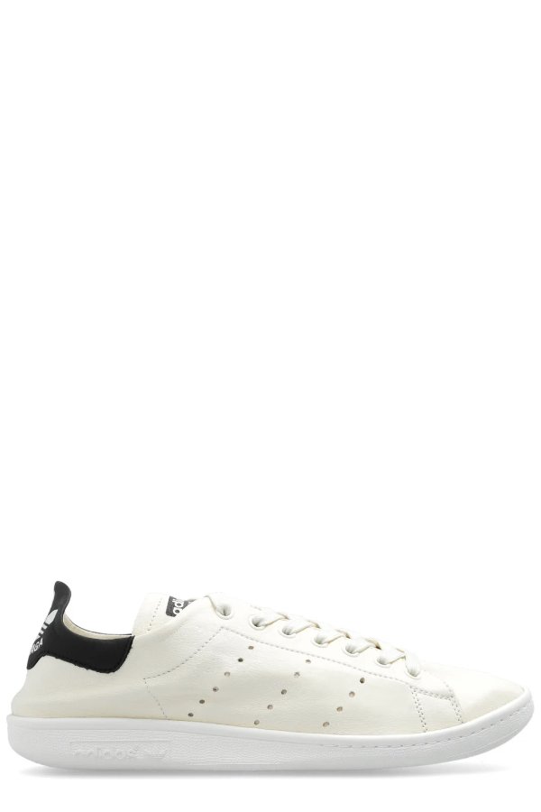 X Adidas 联名小白鞋