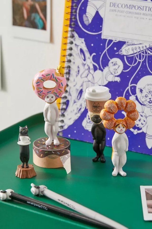 Cat Donut Cafe Blind Box Figure