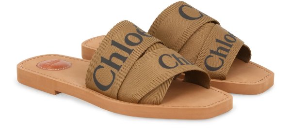 Woody sandals