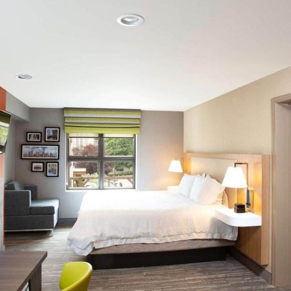 Hampton Inn & Suites Seattle-Downtown, Seattle, WA, United States - Compare Deals