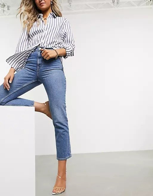 high rise stretch slim straight leg jeans in midwash