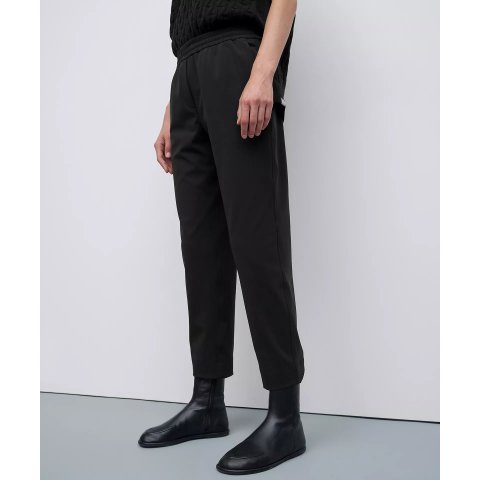 Tapered-Leg Mid-Rise Pant 7/8 Length Luxtreme