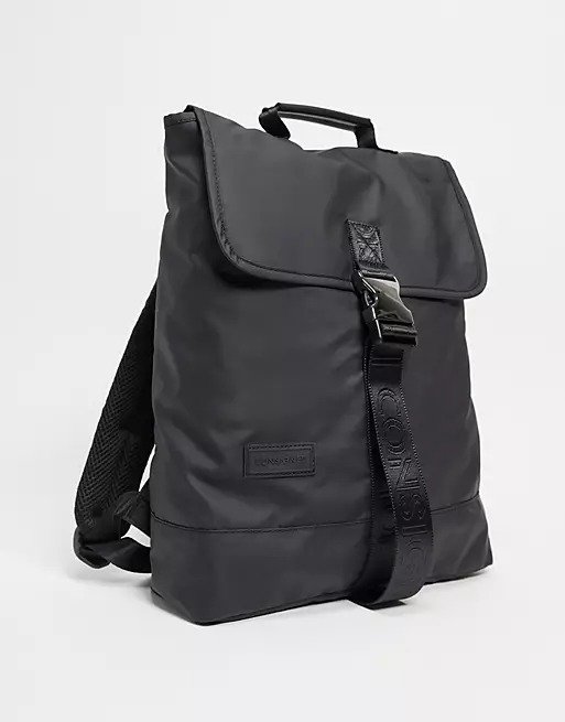 waterproof backpack with clip strap in black