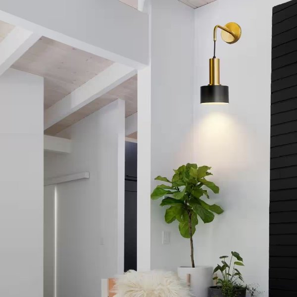 1-Light Metal Black and Gold Wall Sconce Lighting, Modern Wall Light Fixture for Living Room Bedroom Bedside