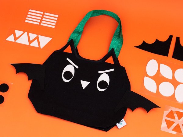 Trick-or-Treat Tote Ages 3+