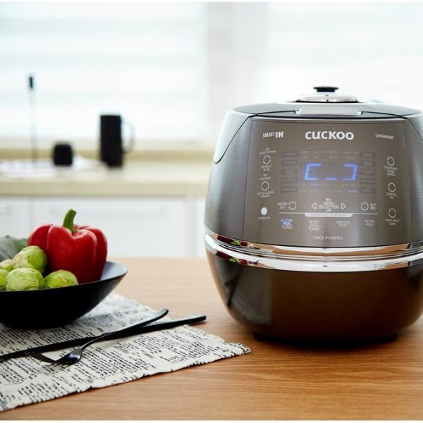 Cuckoo 6-Cup Induction Heating Pressure Rice Cooker in Dark Gray