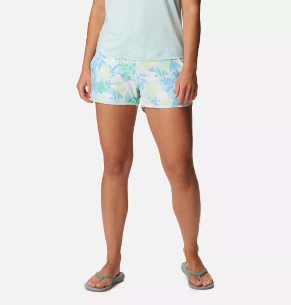 Women's Pleasant Creek™ Stretch Shorts | Columbia Sportswear