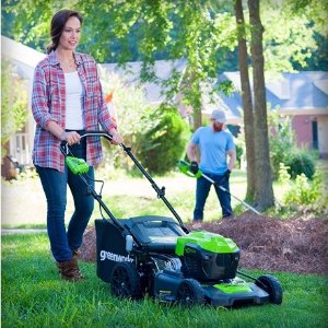 Greenworks 21-Inch 40V Brushless Cordless Mower, Two 2.5 Ah Batteries Included