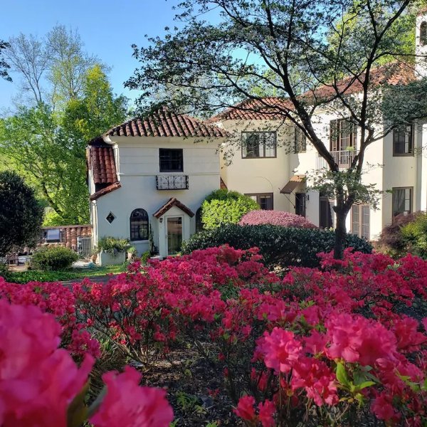 UT Sequoyah Hills Villa Private Master Suite - Knoxville