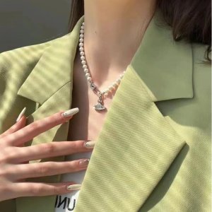 Vivienne Westwood官网项链 Jennie同款珍珠别针款🈶破碎珍珠