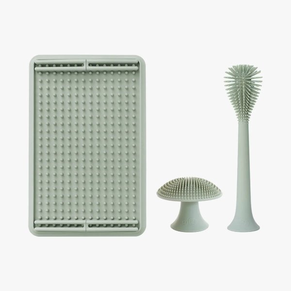 Cleaning Bundle by ezpz | Silicone Sponge, Bottle Brush & Drying Rack