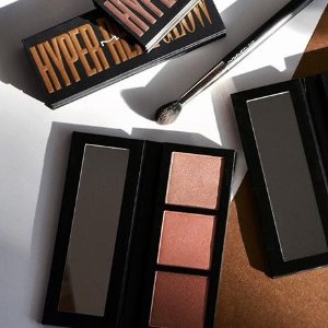 Today Only: MAC Hyper Real Glow Highlighting Palette Hot Sale