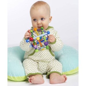 Manhattan Toy Skwish Classic Rattle and Teether Grasping Activity Toy @ Amazon
