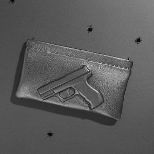 VLIEGER & VANDAM 荷兰奢侈品牌“手枪包”热卖
