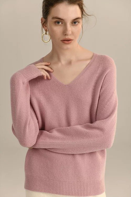 紫粉色V领羊毛衣