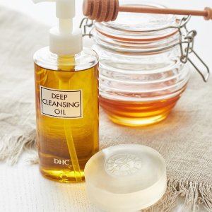 The Classic Cleanse @ DHC Skincare