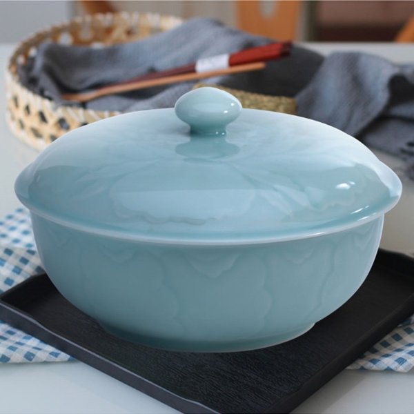 OUJIANG瓯江龙泉青瓷 牡丹品锅 家用带盖中式大汤盆 不含铅镉 粉青色 10英寸