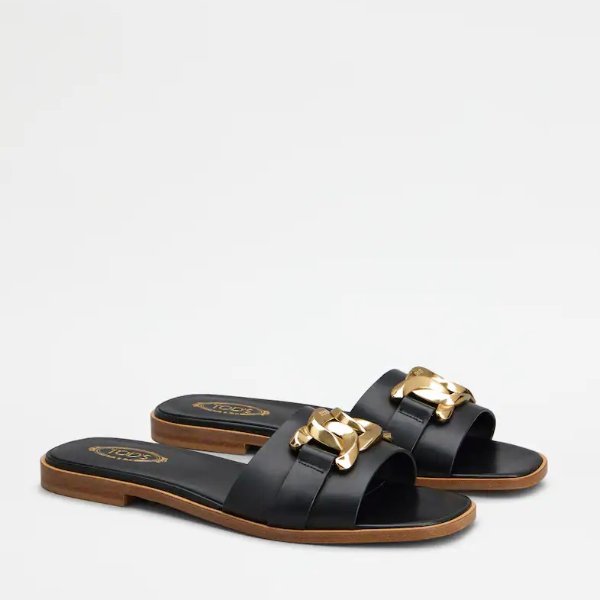 Sandals in Leather