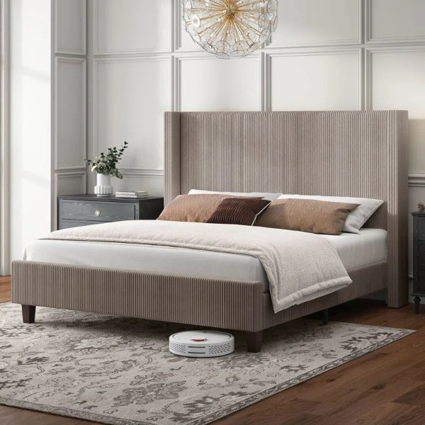 Wauseon Upholstered Bed