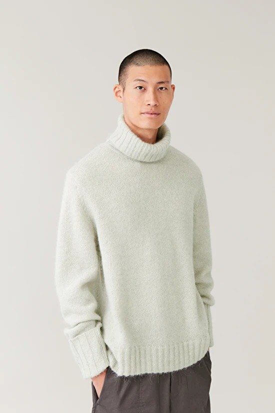 CHUNKY ROLL-NECK JUMPER