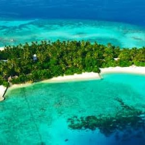 马尔代夫全包型度假村 7天5晚住宿 含往返机票