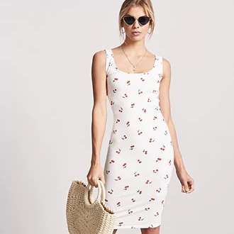 白色樱桃连衣裙