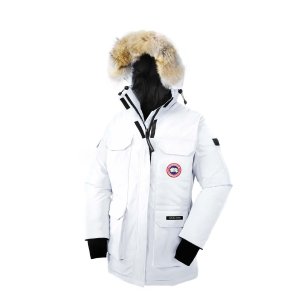 shopbop.com 现有 Canada Goose 大衣买多减多热卖